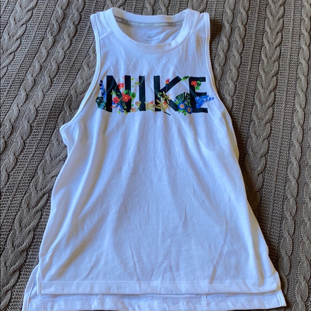 NWOT NIKE DRI- FIT Running tank